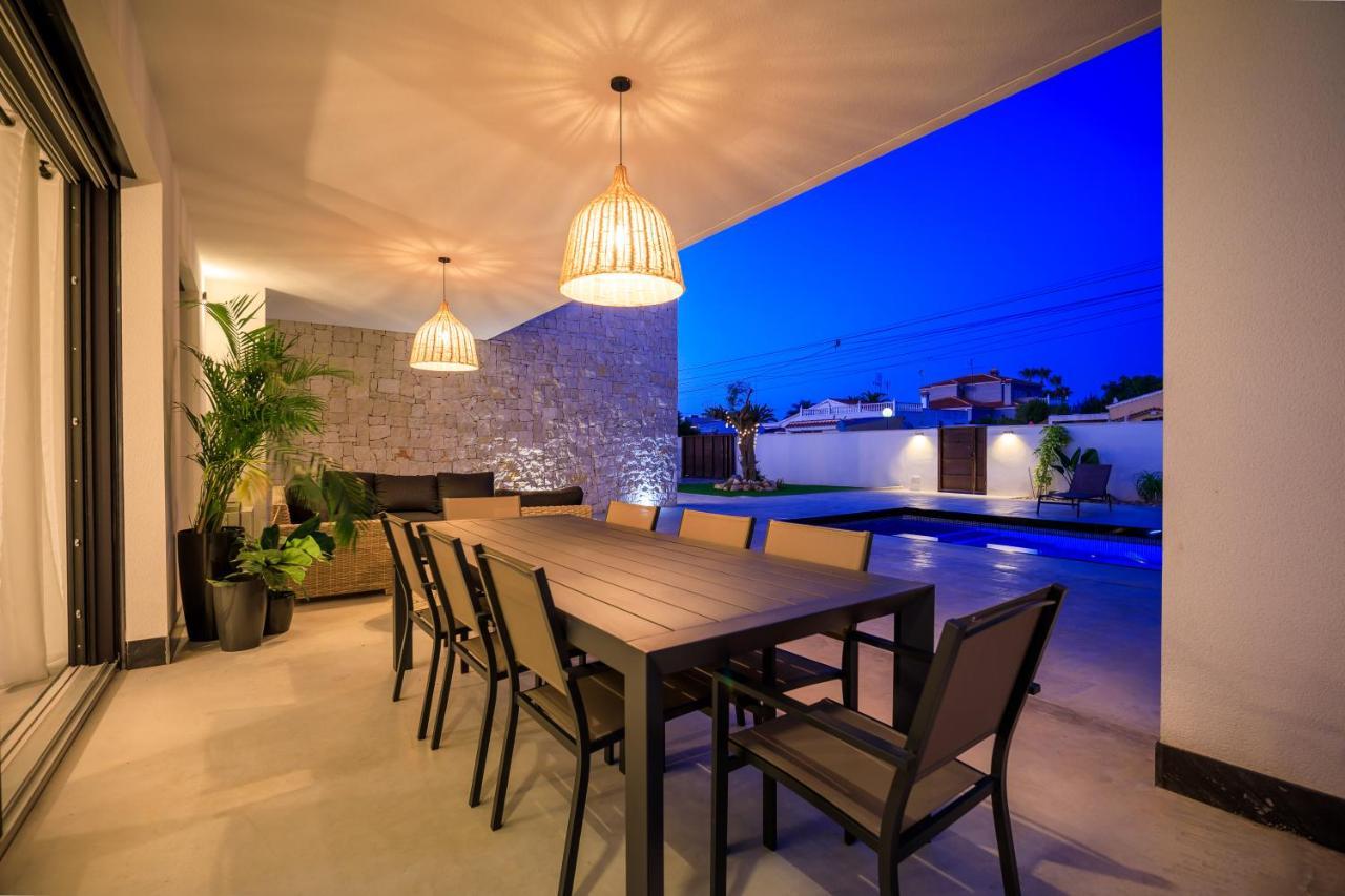 Mi Luna Villa *